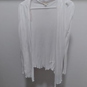 Zenana outfitters light cover up,size Medium,white